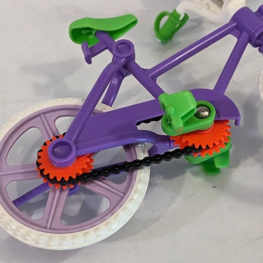 Vintage 1995 Mattel Bicyclin' Whitney Friend of Stacie Working Bike & Pet Kitten